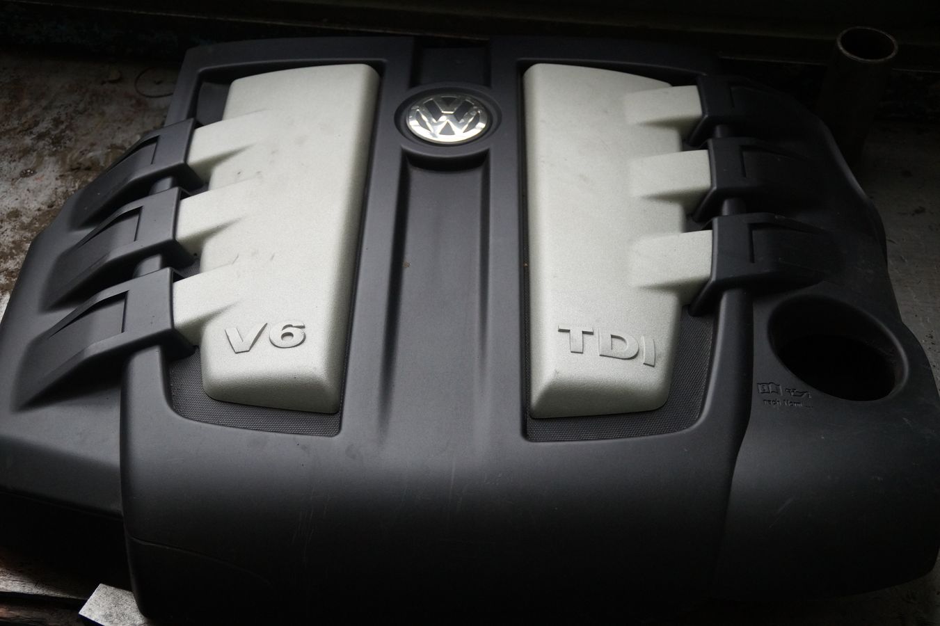 Замена масла ДВС на автомобиле Volkswagen Touareg